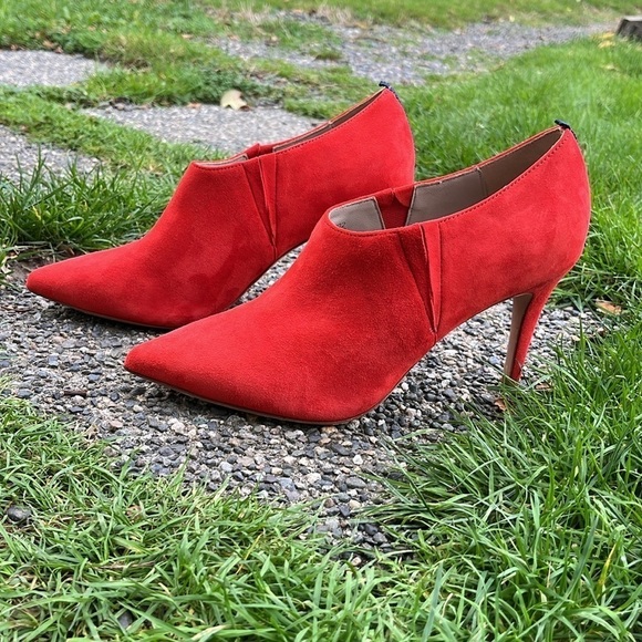 BODEN Low Cut Suede Bootie with High Heel Size 39 - Picture 4 of 16